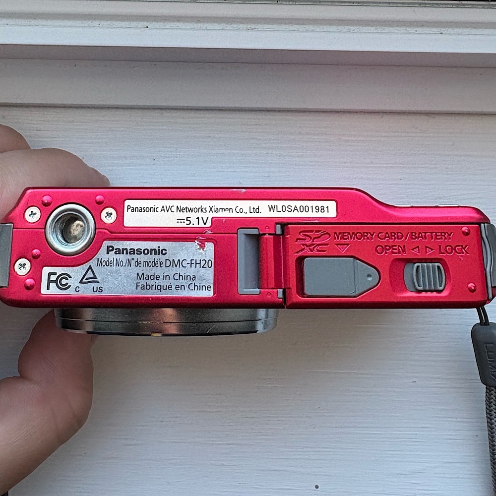 Panasonic Lumix Digital Camera - Picture 5 of 5